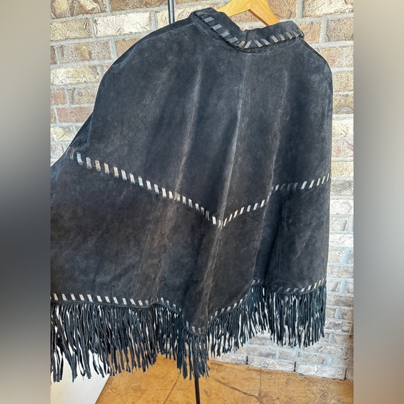 🔥 Bob Mackie Wearable Art 3X Suede Fringe Poncho – Boho Western Style 🔥 - Picture 8 of 9